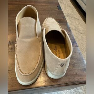 Authentic Loro Piana open walk size 37.5